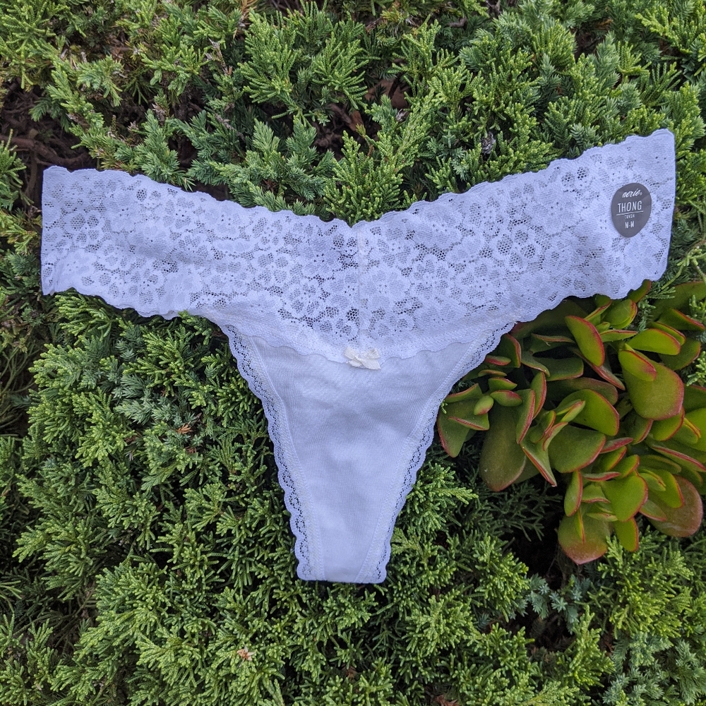 NWT White Cotton Thong